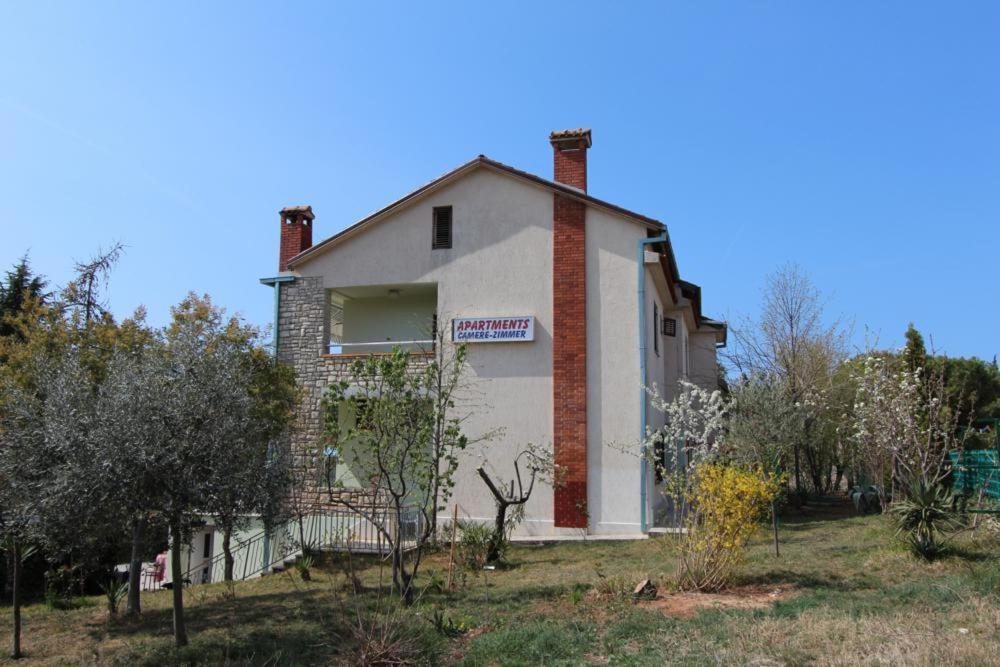 Apartments Sandra With Two Balcony Rovinj Exterior foto