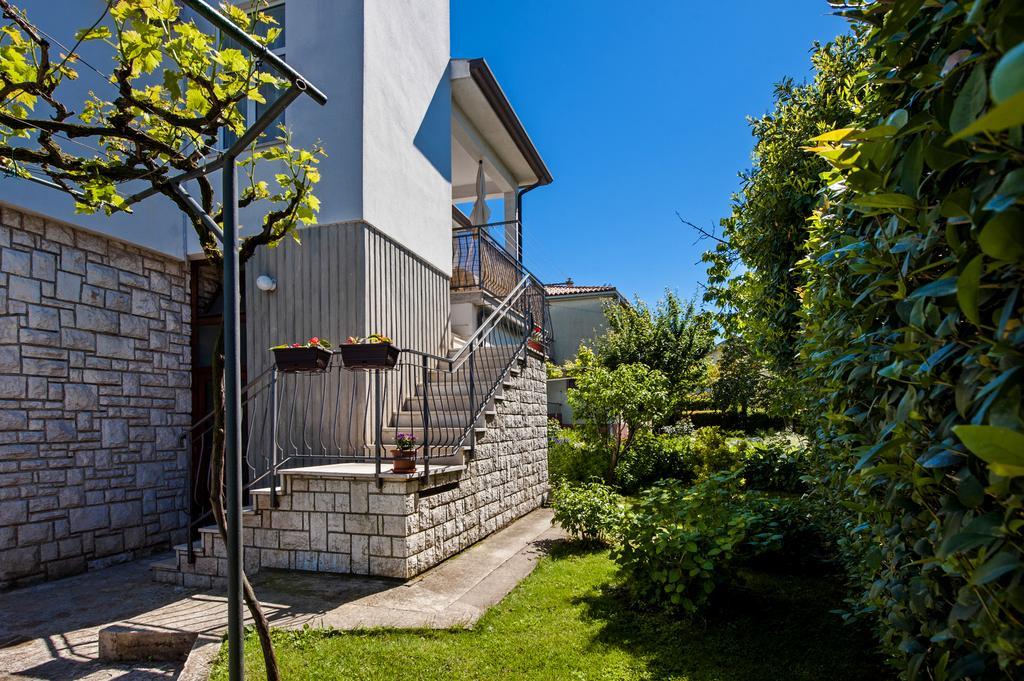 Apartments Sandra With Two Balcony Rovinj Exterior foto